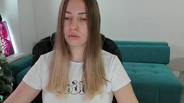 Snapshot of Mia_shy1 chatting on January 2026 07:04:01 AM Mia shy1 online show from January 2026 07:04:01 AM