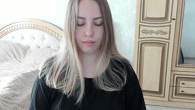 Snapshot of Mia_shy1 chatting on October 2025 07:10:01 AM Mia shy1 online show from October 2025 07:10:01 AM