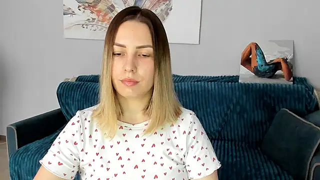 Snapshot of Mia_shy1 chatting on March 2025 12:39:02 PM Mia shy1 online show from March 2025 12:39:02 PM