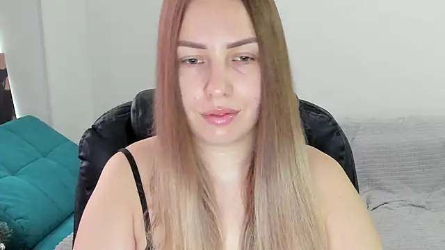 Snapshot of Mia_shy1 chatting on January 2026 07:12:01 AM Mia shy1 online show from January 2026 07:12:01 AM