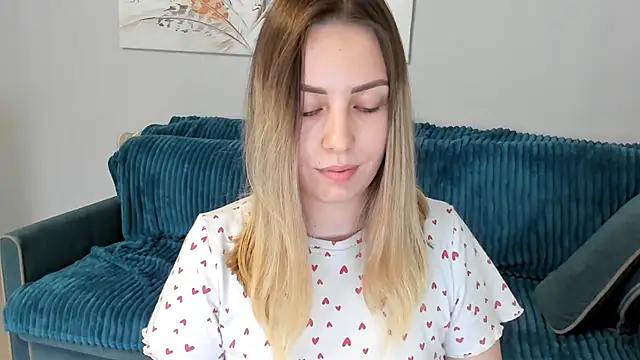 Snapshot of Mia_shy1 chatting on February 2025 11:44:02 AM Mia shy1 online show from February 2025 11:44:02 AM
