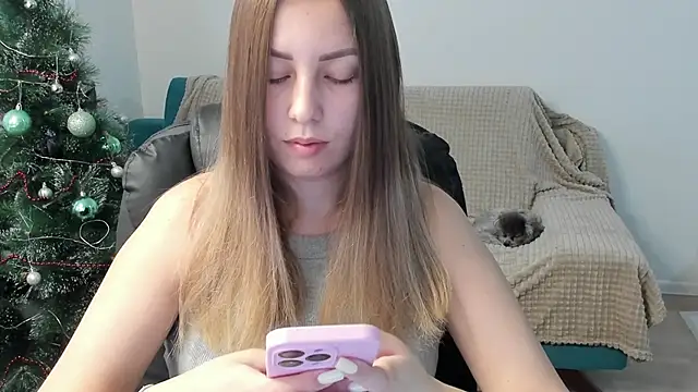 Snapshot of Mia_shy1 chatting on December 2025 07:02:02 AM Mia shy1 online show from December 2025 07:02:02 AM