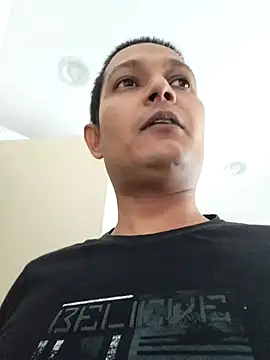 Snapshot of daddylove87 chatting on September 2025 12:49:02 PM daddylove87 online show from September 2025 12:49:02 PM