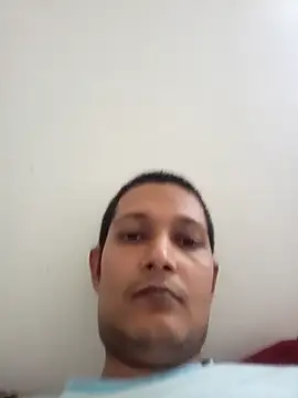 Snapshot of daddylove87 chatting on September 2025 01:05:02 PM daddylove87 online show from September 2025 01:05:02 PM