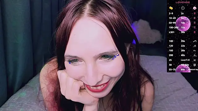 Lucy Millss online show from March 2025 05:49:02 PM
