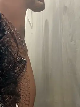 Snapshot of kingoqueens chatting on September 2025 12:14:01 AM kingoqueens online show from September 2025 12:14:01 AM