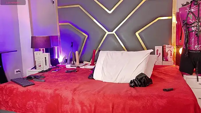 Scarlettt Ass online show from May 2026 12:11:02 PM
