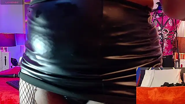 Scarlettt Ass online show from March 2026 12:30:02 PM