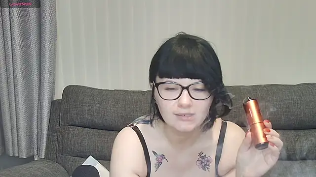 Snapshot of SquirtingIrishShannon chatting on March 2025 08:32:01 PM SquirtingIrishShannon online show from March 2025 08:32:01 PM