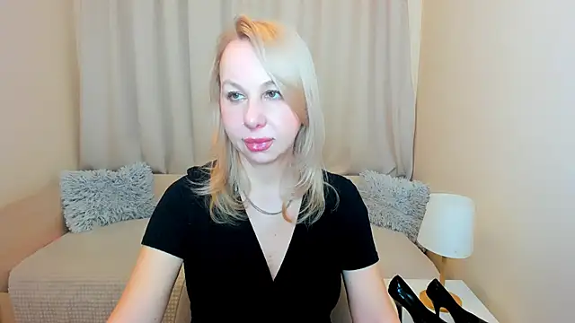 Anny Jey  online show from February 2026 08:06:02 PM