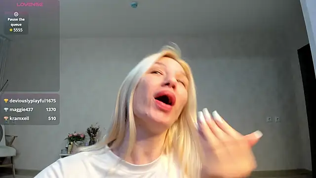 Linaa Land online show from January 2026 10:17:01 PM