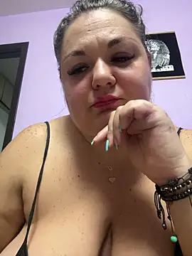 Snapshot of MikyVesela chatting on November 2025 07:14:01 PM MikyVesela online show from November 2025 07:14:01 PM