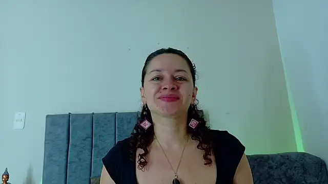 ArtesanaMK online show from November 2025 11:25:02 AM