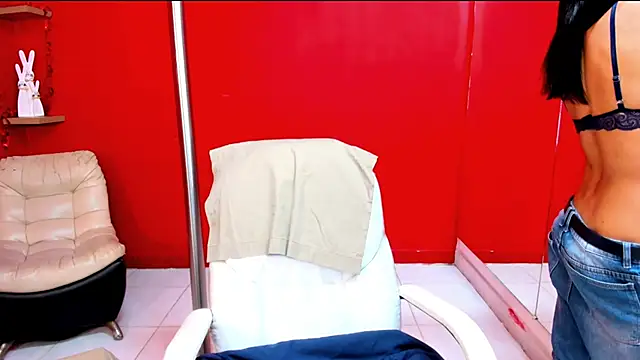 SaraSofia44 online show from February 2026 12:52:02 AM