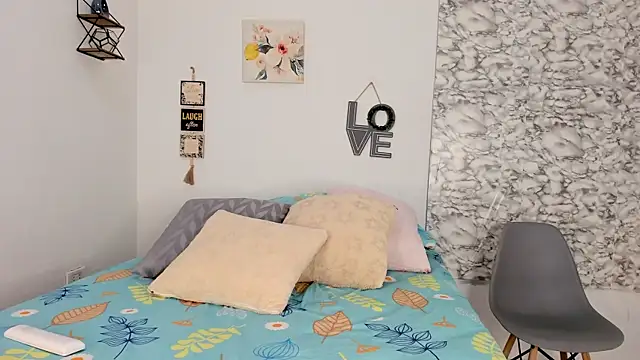 Canhela1 online show from October 2025 11:12:02 AM