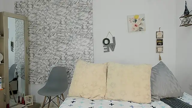 Canhela1 online show from June 2026 12:08:01 AM