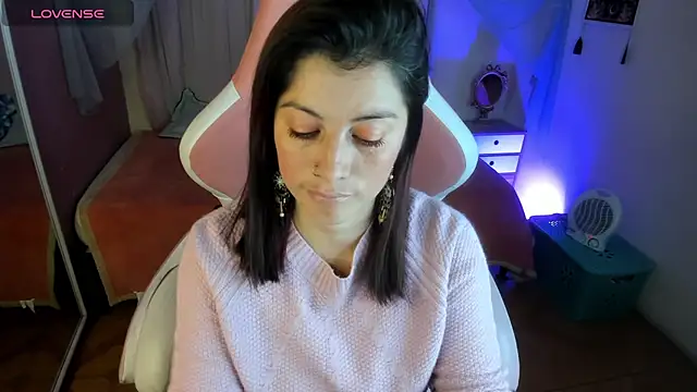 Snapshot of Aliiz_01 chatting on February 2026 07:38:02 PM Aliiz 01 online show from February 2026 07:38:02 PM