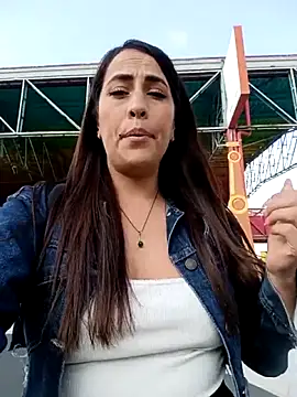 Lena-32 online show from February 2026 09:48:01 PM