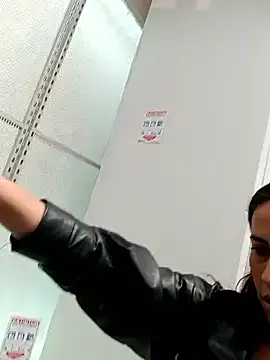 Lena-32 online show from April 2026 12:02:02 AM