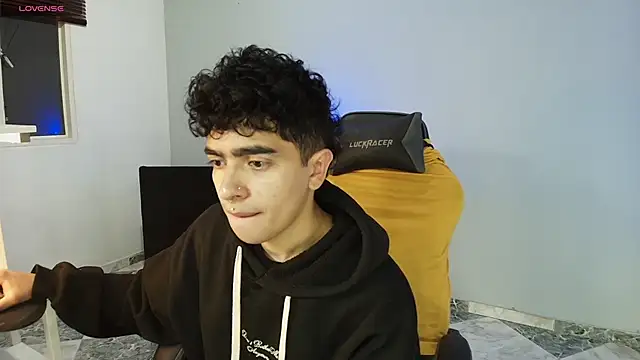  nickconnor01 online show from September 2025 11:15:01 PM