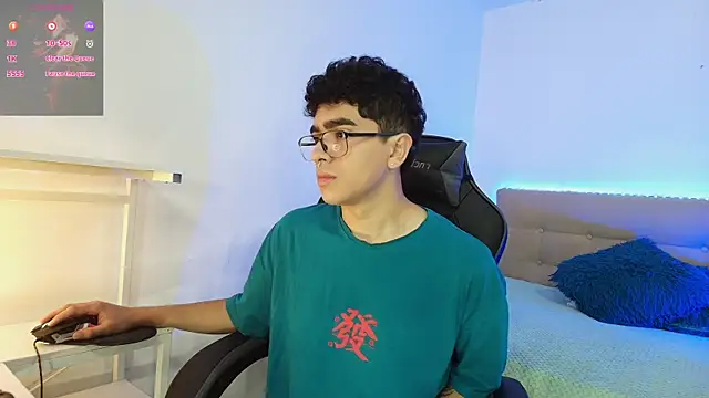  nickconnor01 online show from November 2025 03:11:01 AM