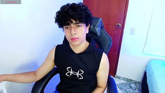  nickconnor01 online show from March 2025 12:32:01 AM