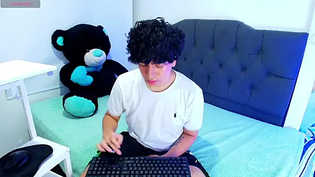  nickconnor01 online show from March 2025 07:17:01 PM