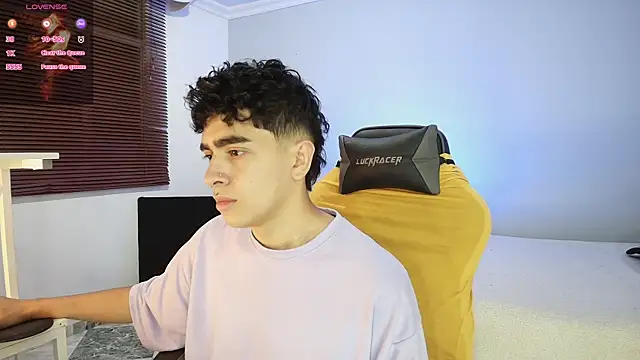  nickconnor01 online show from October 2025 02:35:01 AM