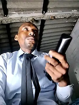 moro28vergon online show from January 2026 05:00:01 AM