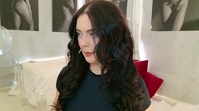 celia chanel online show from April 2026 05:10:01 AM