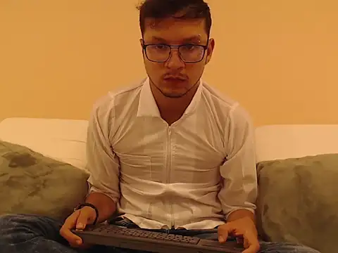 andy loverxx online show from April 2026 01:45:01 AM