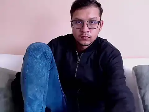 andy loverxx online show from April 2026 08:05:02 PM