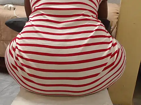 SALTRYHIPS29x online show from February 2026 09:06:01 AM