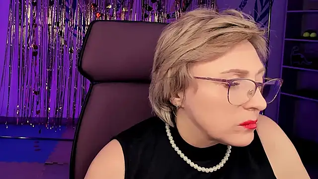 Snapshot of sugar_vivien chatting on February 2025 06:30:02 PM sugar vivien online show from February 2025 06:30:02 PM