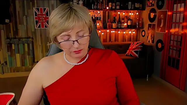 Snapshot of sugar_vivien chatting on March 2025 07:20:02 PM sugar vivien online show from March 2025 07:20:02 PM