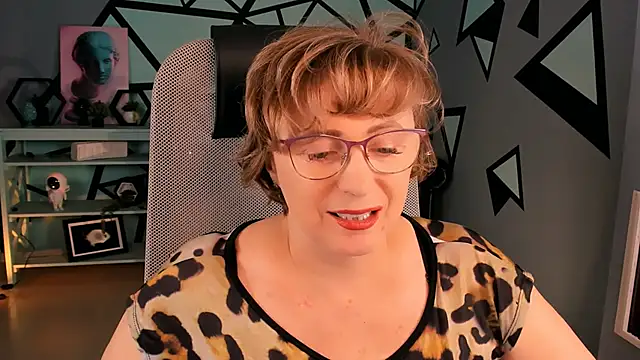 sugar vivien online show from November 2025 01:22:01 PM