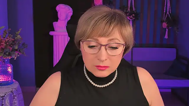 Snapshot of sugar_vivien chatting on October 2025 01:34:02 PM sugar vivien online show from October 2025 01:34:02 PM