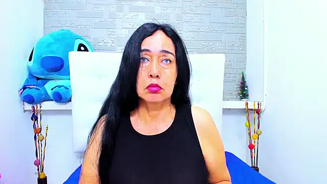 Snapshot of HorniestMilf chatting on September 2025 05:31:02 PM HorniestMilf online show from September 2025 05:31:02 PM