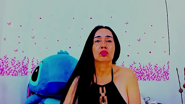 Snapshot of HorniestMilf chatting on June 2026 07:52:02 PM HorniestMilf online show from June 2026 07:52:02 PM