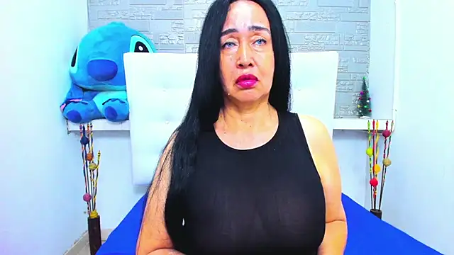 Snapshot of HorniestMilf chatting on December 2025 11:25:02 PM HorniestMilf online show from December 2025 11:25:02 PM