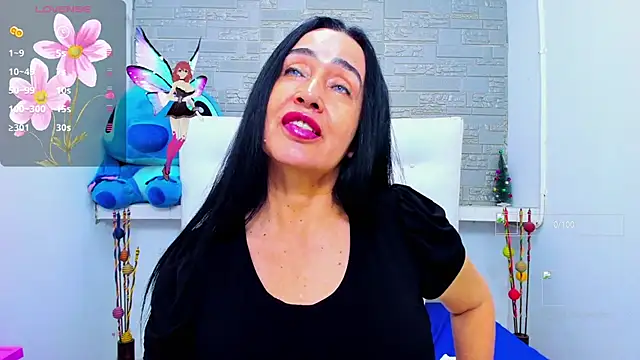 Snapshot of HorniestMilf chatting on October 2025 09:43:02 PM HorniestMilf online show from October 2025 09:43:02 PM