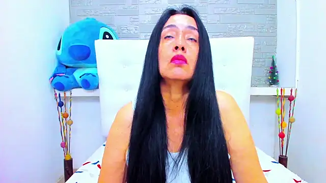 Snapshot of HorniestMilf chatting on December 2025 08:47:01 PM HorniestMilf online show from December 2025 08:47:01 PM