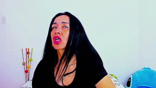 HorniestMilf online show from April 2026 09:16:01 PM