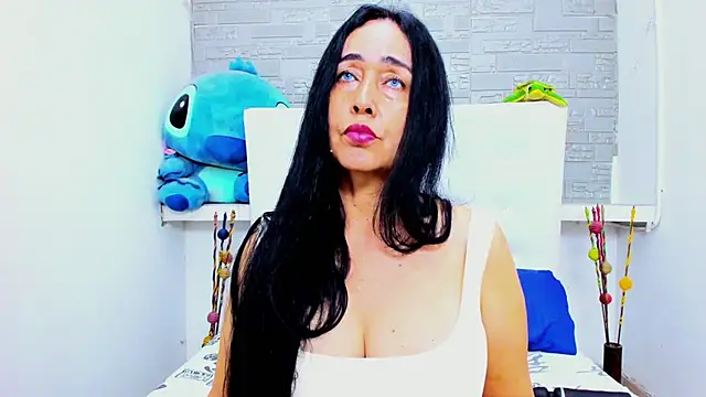 Snapshot of HorniestMilf chatting on September 2025 09:03:01 PM HorniestMilf online show from September 2025 09:03:01 PM