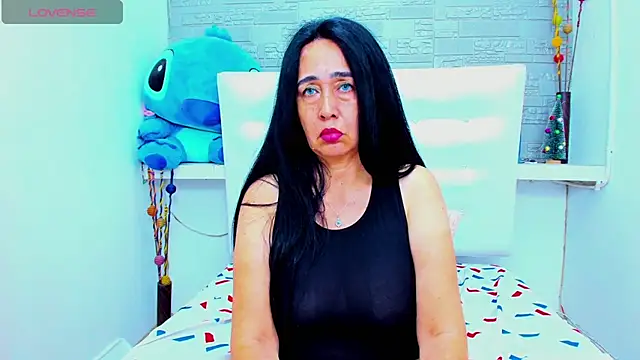 Snapshot of HorniestMilf chatting on March 2025 04:05:01 AM HorniestMilf online show from March 2025 04:05:01 AM