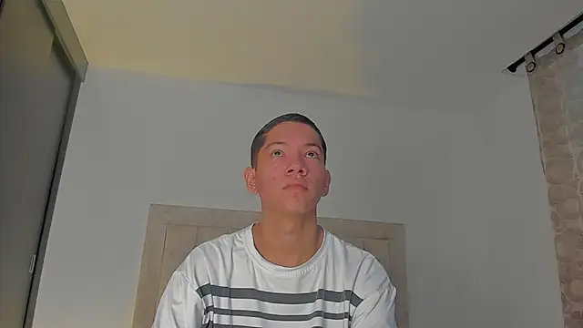 JulianRose 1 online show from January 2026 11:27:02 AM