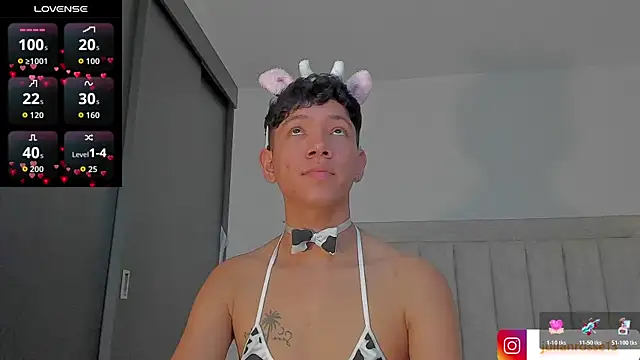JulianRose 1 online show from May 2026 12:41:02 PM