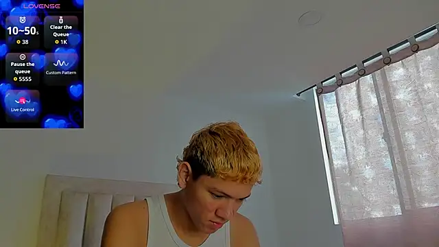 JulianRose 1 online show from November 2025 01:15:02 PM