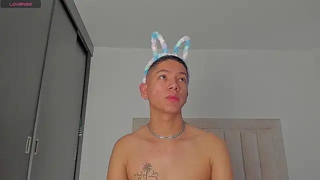 JulianRose 1 online show from February 2026 11:40:01 AM