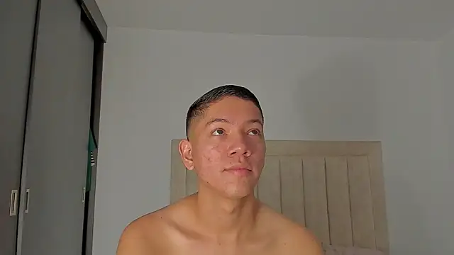 JulianRose 1 online show from February 2026 11:06:01 AM